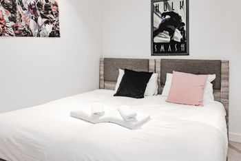 Zenith Melbourne Central - Tweed Heads Accommodation 2