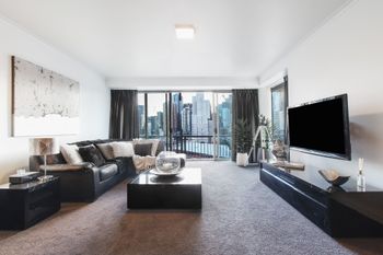 Heart Of Theatre District Pool & Gym - Tweed Heads Accommodation 0