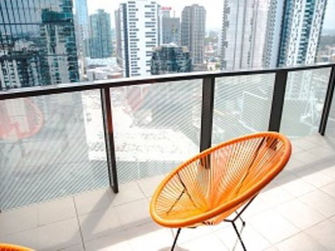 WaterFront Apartment - Tweed Heads Accommodation 6