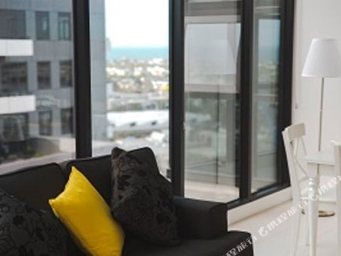 WaterFront Apartment - Tweed Heads Accommodation 4