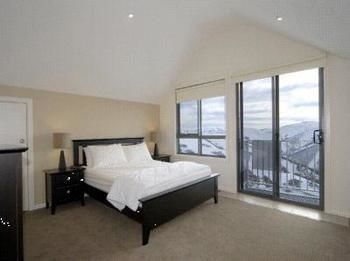 Ultima Apartments Mt. Hotham - Tweed Heads Accommodation 4