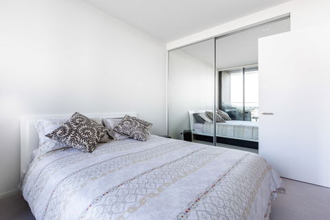 Sabrina, 2BDR Docklands Apartment - Tweed Heads Accommodation 6