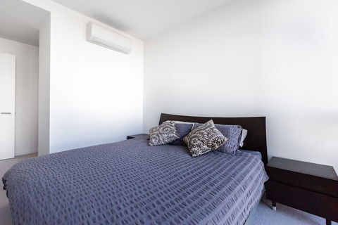 Sabrina, 2BDR Docklands Apartment - Tweed Heads Accommodation 4