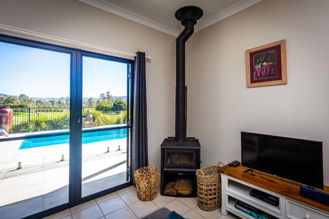 Mandalay Villas - Villa 2 - Tweed Heads Accommodation 6