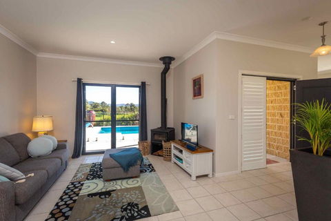 Mandalay Villas - Villa 2 - Tweed Heads Accommodation 2