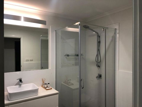 Beach & Bay Holiday House - Tweed Heads Accommodation 1