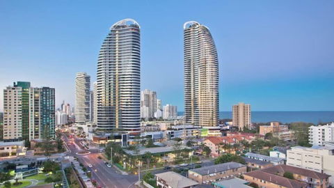 Oracle Broadbeach Apartments - Tweed Heads Accommodation 0