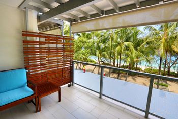 Drift Luxury Private Apartment - Tweed Heads Accommodation 6