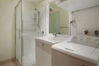 Lawlers 20 - Tweed Heads Accommodation 4