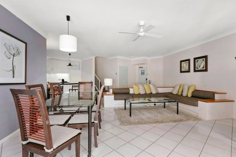 Poolside Apt In Alamanda Beachfront Resort 67 - Tweed Heads Accommodation 5