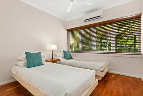 Poolside Apt In Alamanda Beachfront Resort 67 - Tweed Heads Accommodation 4