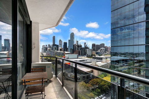 MJ Shortstay Whiteman St Apartments - Tweed Heads Accommodation 5