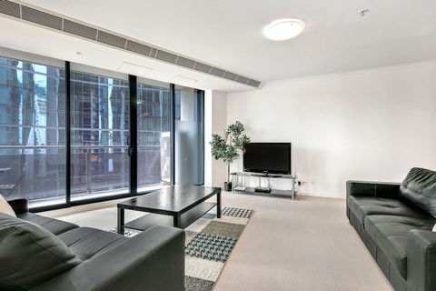 MJ Shortstay Whiteman St Apartments - Tweed Heads Accommodation 4