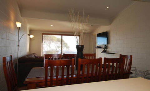 Alpine Heights 08 - Tweed Heads Accommodation 1