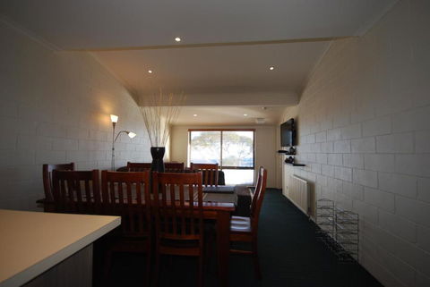 Alpine Heights 08 - Tweed Heads Accommodation 6