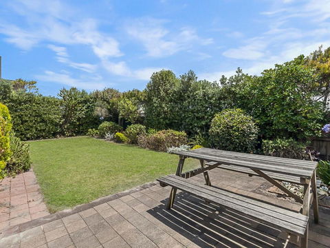 Swimmers Rest - Uninterrupted Panoramic Ocean Views - 1 Bedroom - Tweed Heads Accommodation 6