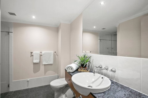 Poolside Alamanda Beachfront Resort 88 - Tweed Heads Accommodation 3
