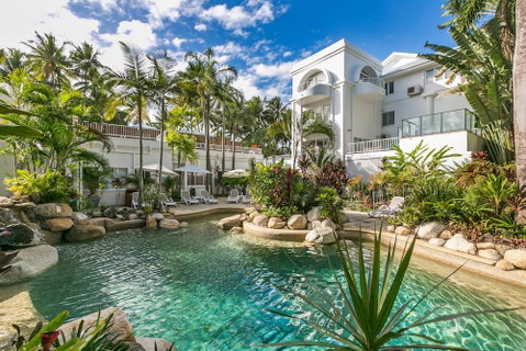 Poolside Apt In Alamanda Beachfront Resort 41 - Tweed Heads Accommodation 4