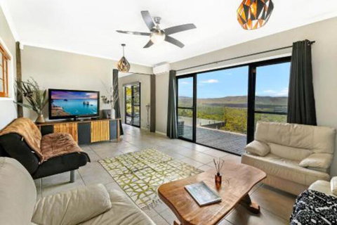 Eagles Loft - Tweed Heads Accommodation 0