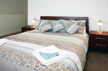 Harbour Views - Tweed Heads Accommodation 0