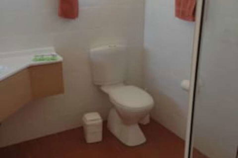 Tenterfield Golf Club Fairways Lodge - Tweed Heads Accommodation 5