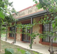 Under the Vines - Tweed Heads Accommodation
