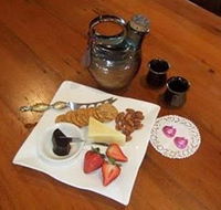 Ayr Bed  Breakfast on McIntyre - Tweed Heads Accommodation