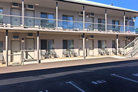 New England Motor Inn - Tweed Heads Accommodation 3