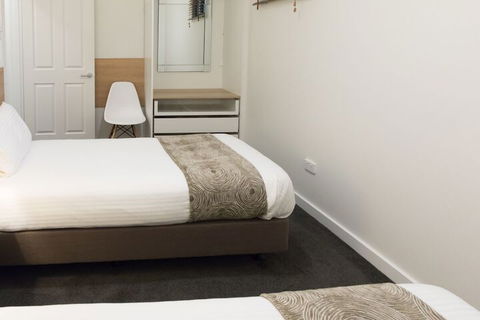 Bay 10 Accommodation - Tweed Heads Accommodation 7
