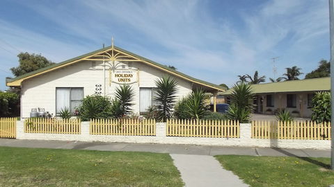 Lakes Entrance Holiday Units - Tweed Heads Accommodation 0