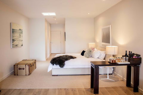 Polperro Villas - Tweed Heads Accommodation 1