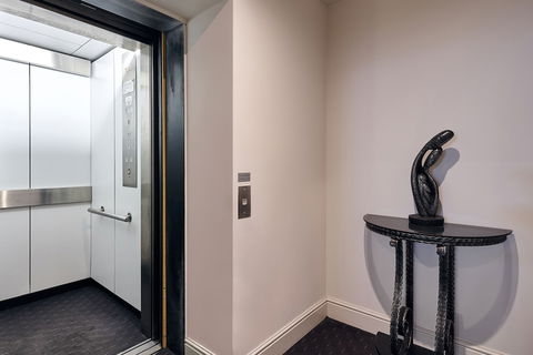 Auldington Hotel - Tweed Heads Accommodation 2