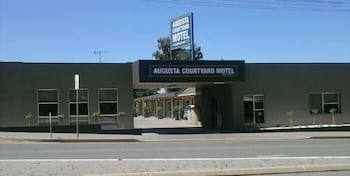 Augusta Courtyard Motel - Tweed Heads Accommodation 0