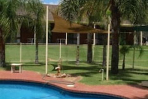Tocumwal Golf Resort - Tweed Heads Accommodation 4