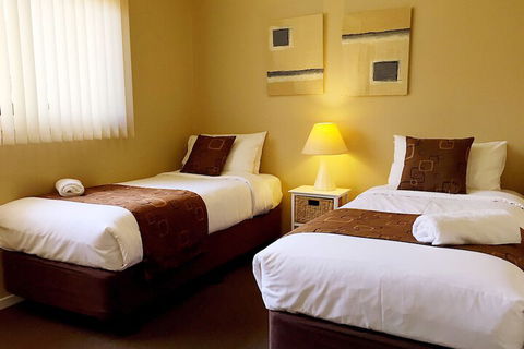 Admiral Motor Inn - Tweed Heads Accommodation 5