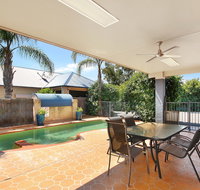 Edward Parry Motel  Apartments - Tweed Heads Accommodation