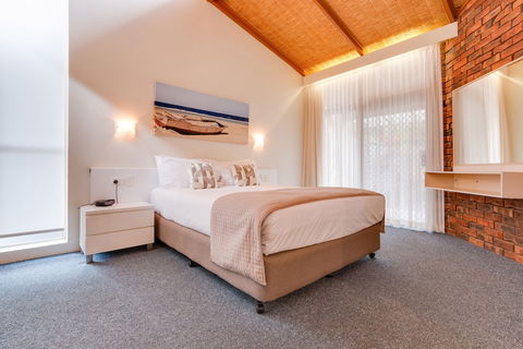 Nautilus Beachfront Villas & Spa - Tweed Heads Accommodation 1
