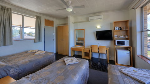 Gunnedah Motor Inn - Tweed Heads Accommodation 4