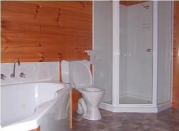 Silver Ridge Retreat - Tweed Heads Accommodation 5