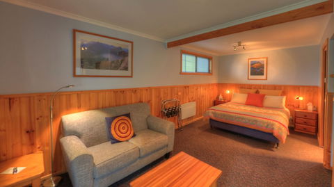 Derwent Bridge Chalets & Studios - Tweed Heads Accommodation 5