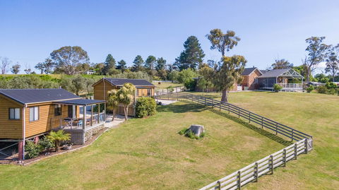 Hazelcreek Cottages - Tweed Heads Accommodation 1