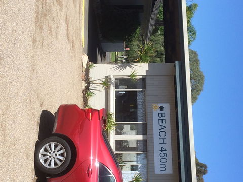 Hanging Rock Family Motel - Tweed Heads Accommodation 1