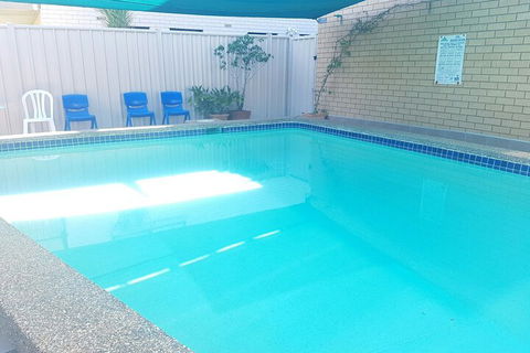 Lake Front Motel - Tweed Heads Accommodation 2