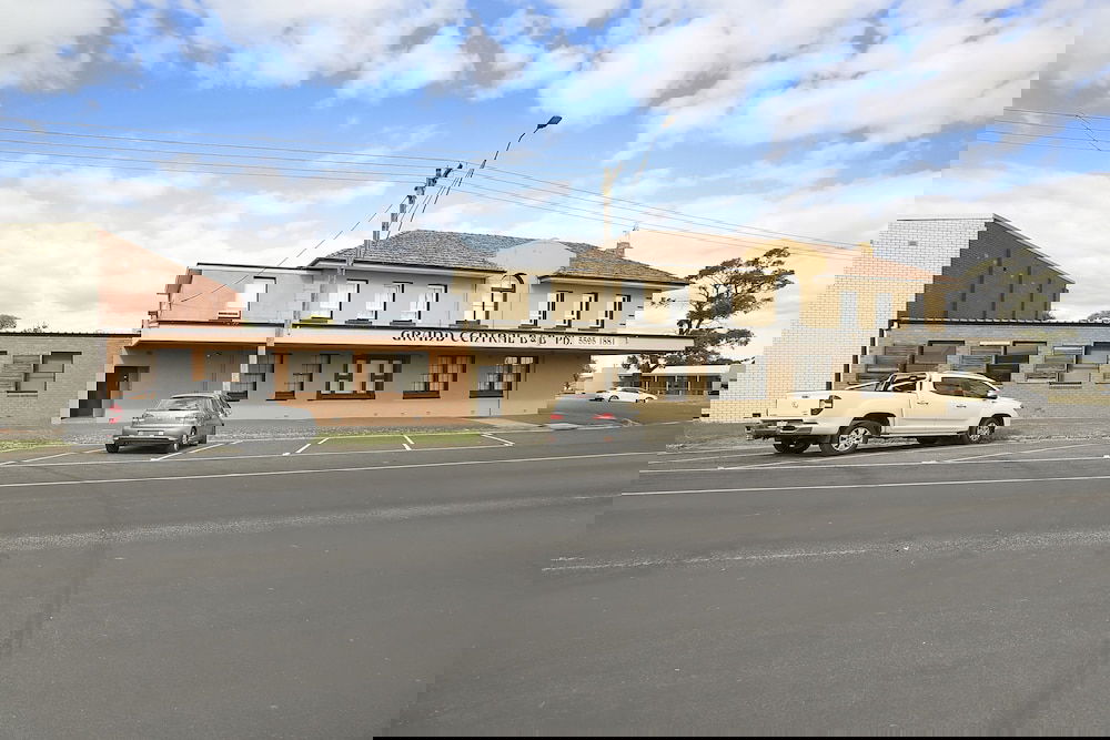 Cobden VIC Tweed Heads Accommodation