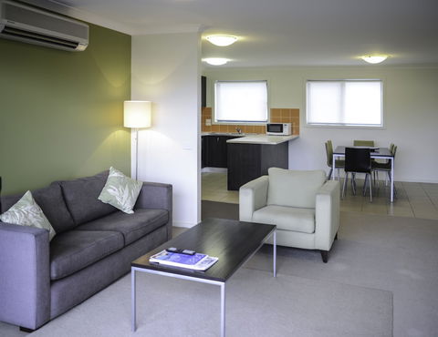 Oceanic On Thompson Apartments - Tweed Heads Accommodation 3