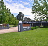Motel On Alpine - Tweed Heads Accommodation