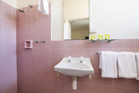 Esplanade Hotel - Tweed Heads Accommodation 4