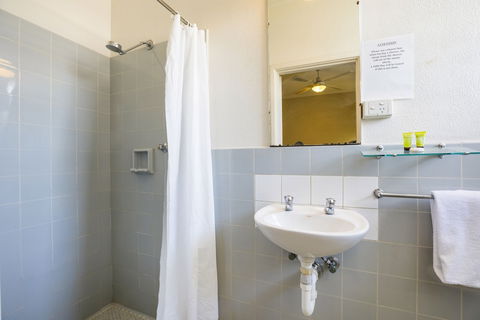 Esplanade Hotel - Tweed Heads Accommodation 3