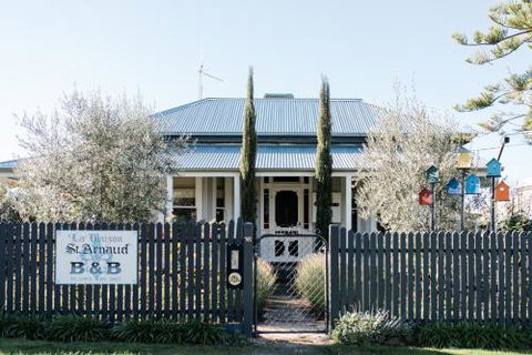 La Maison St. Arnaud - Tweed Heads Accommodation 1