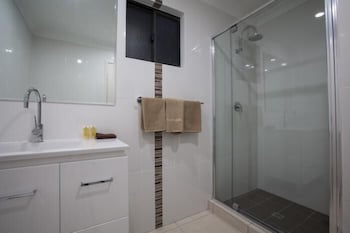 Emerald Gardens Motel & Apartments - Tweed Heads Accommodation 2